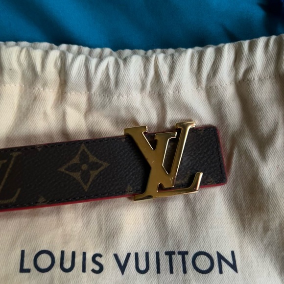 Louis Vuittton LV Initiales Reversible Belt - Picture 3 of 8